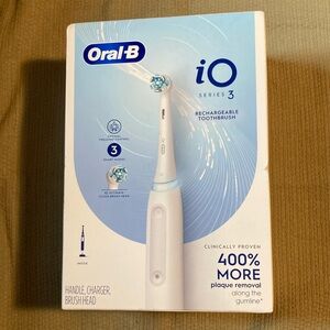 Oral-B iO series 3 rechargeable toothbrush